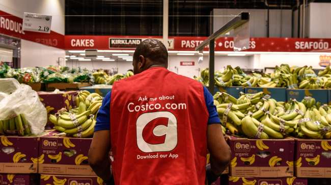 Costco Increases Hourly Wages to Over $30 Amid Labor Market Pressures